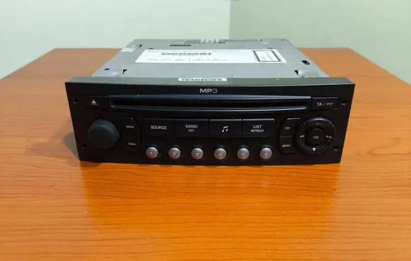Peugeot Expert Radio/CD/DVD/GPS head unit 