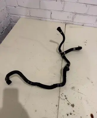 BMW X1 F48 F49 Engine coolant pipe/hose 9873682