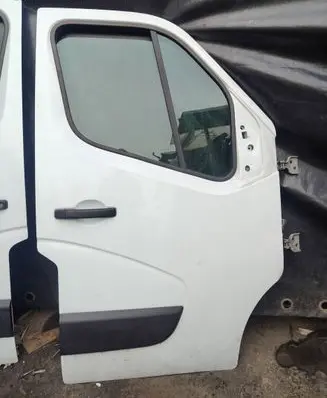 Renault Master III Front door