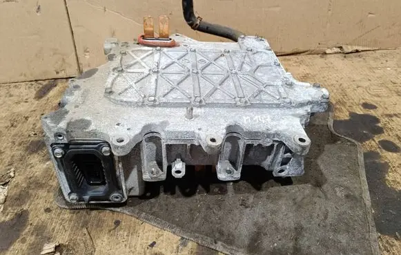 Nissan Leaf I (ZE0) Voltage converter inverter 291A03NFA F7U210001 291A03NF0B