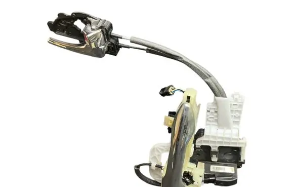 Hyundai ix35 Front door lock 813202Y020 826232S000
