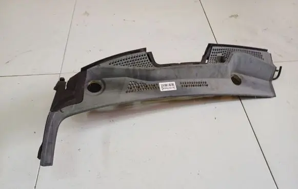 Wiper trim