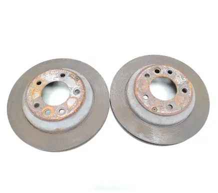 Volkswagen Touareg I Rear brake disc