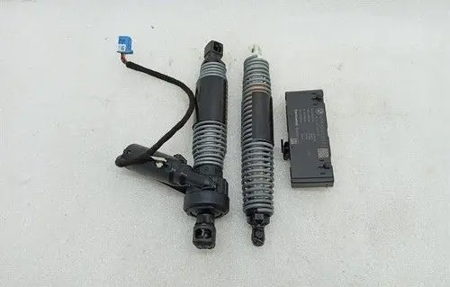 BMW M8 F93 Gran Coupe Tailgate/trunk/boot hinge 51247453768