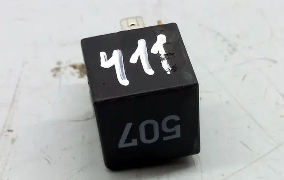 Volkswagen Jetta VI Other relay 7N0951253