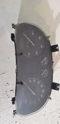 Volkswagen Polo III 6N 6N2 6NF Speedometer (instrument cluster) 392326610