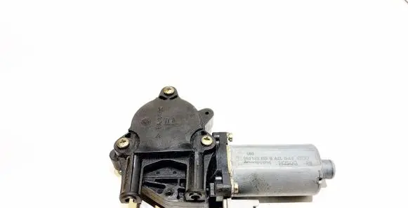 Citroen Berlingo Front door window regulator motor 0130821914