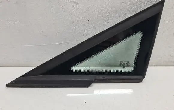 Seat Ibiza IV (6J,6P) Front triangle window/glass 6J0845411 6J0845411C AS2
