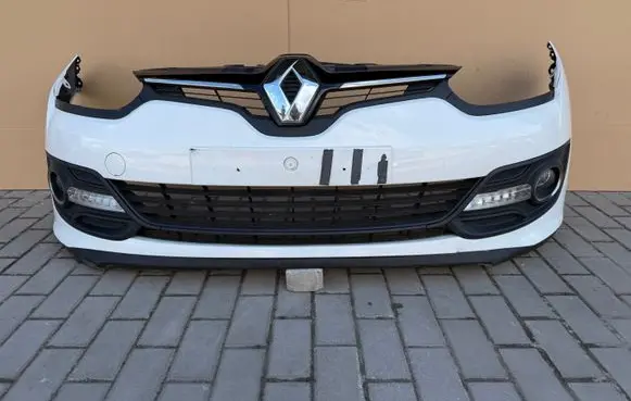 Renault Megane III Front bumper 620220055R