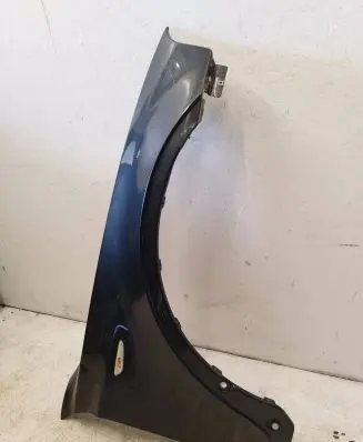 BMW X3 E83 Fender
