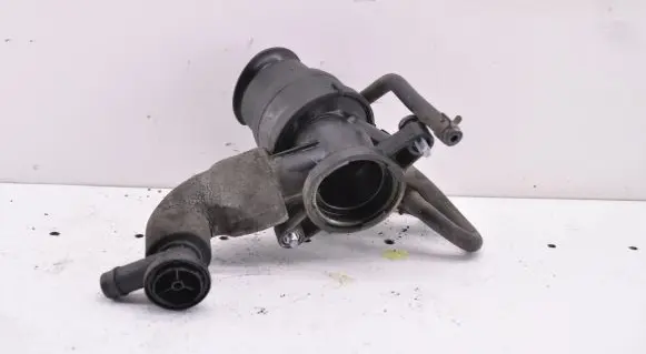 Skoda Octavia Mk2 (1Z) Breather/breather pipe/hose 03C129656D 06F906283F