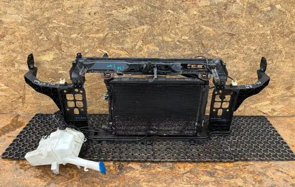 Hyundai Veloster Radiator support slam panel