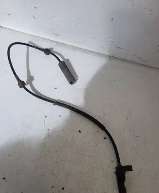 BMW 1 E81 E87 ABS brake wheel speed sensor 6762465