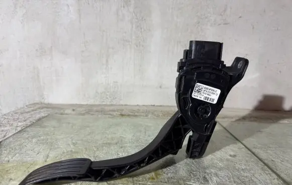 Ford Galaxy Accelerator throttle pedal 6G929F836LE 6PV01083412 C95YE