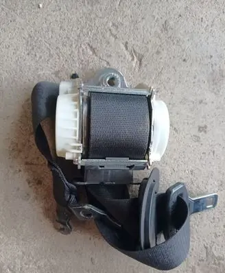 BMW X1 E84 Front seatbelt 34058428 161209