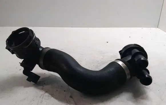 Land Rover Evoque I Engine coolant pipe/hose GJ328286AB HSR2434006