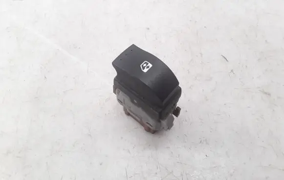Renault Laguna II Electric window control switch 288082 220507A