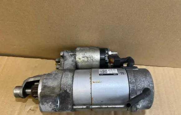 Audi A4 S4 B9 Starter motor 057911024