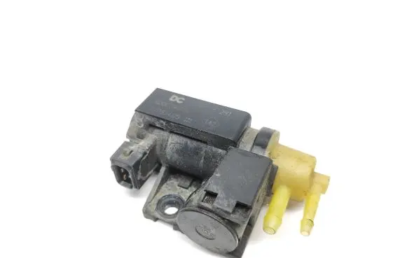 Nissan NV400 Turbo solenoid valve 8200790180 70181405 1817B1