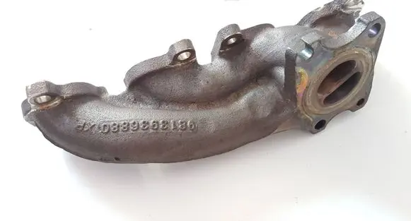 Citroen C5 Aircross Exhaust manifold 9813936880