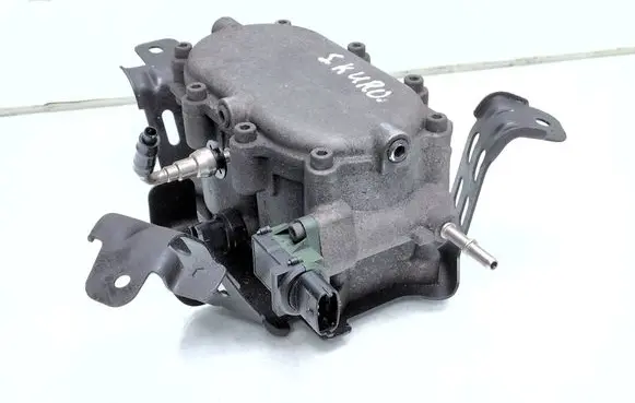 Chevrolet Captiva Fuel filter housing 