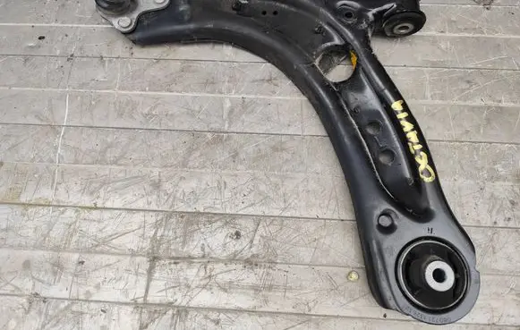 Skoda Octavia Mk4 Front lower control arm/wishbone OCTAVIAIVWAHACZ