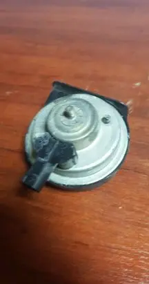 BMW 3 E30 Horn signal 30055306