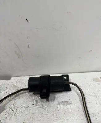 BMW 5 E39 Vacuum air tank 1312762