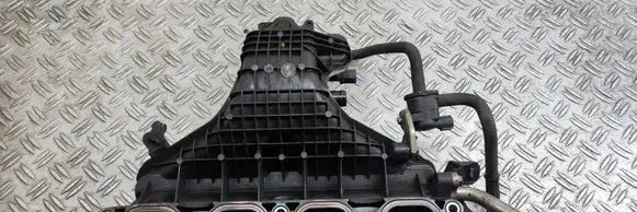 Toyota Prius (XW30) Intake manifold 1712037050