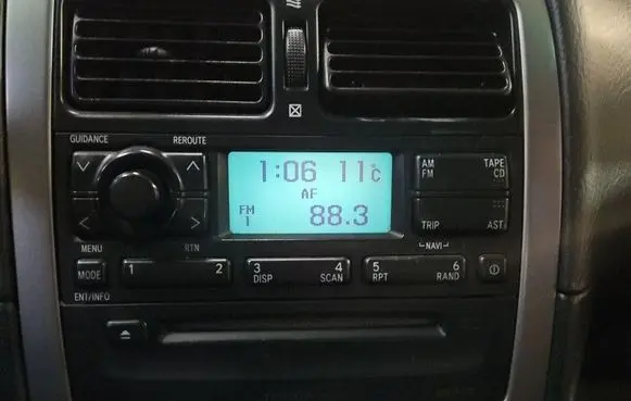 Toyota Avensis T220 Radio/CD/DVD/GPS head unit 8611005011 IMPRK1544053