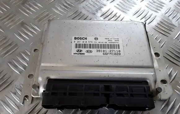 Hyundai Trajet Engine control unit/module 3910127110 0281010578 66MI020