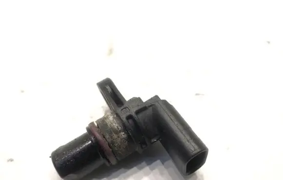 Audi A6 S6 C7 4G Camshaft position sensor 04C907601