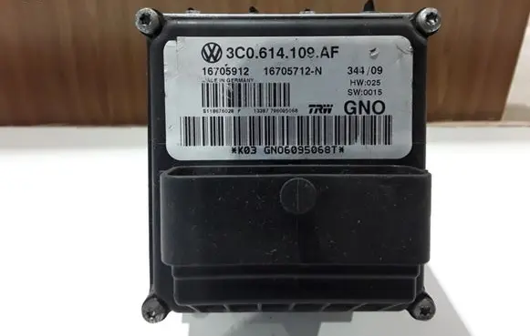 Volkswagen PASSAT B6 ABS Pump 3C0614109AF