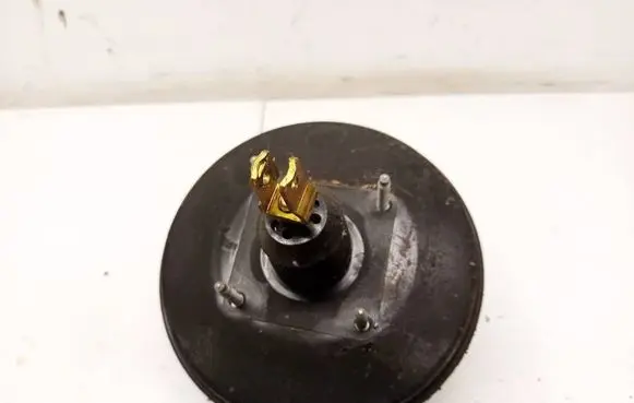 Toyota Avensis T250 Brake booster 