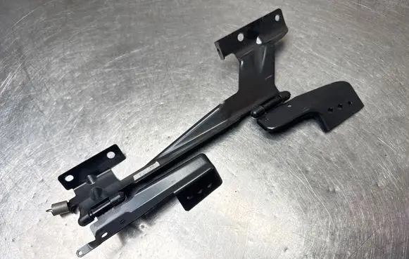 Volvo C70 Convertible roof hinge 9213919