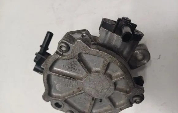 Citroen Berlingo Vacuum pump 9804021880