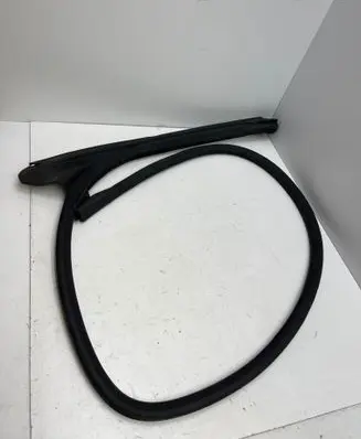 Audi A4 S4 B6 8E 8H Front door rubber seal 8H0831707