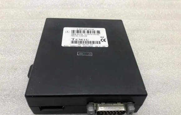 Mercedes-Benz C W203 Voice control module A2038203326