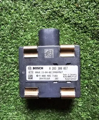 Mercedes-Benz E W213 Distronic sensor radar A0009057103