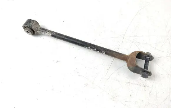 Tesla Model 3 Rear upper control arm/wishbone 104444400A