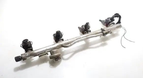 Fuel main line pipe