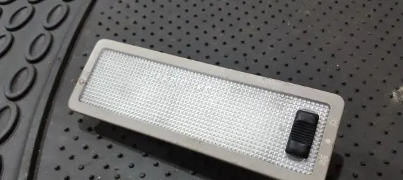 Ford Scorpio Front seat light 95gg13776aa