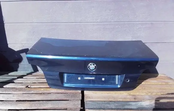 Tailgate/trunk/boot lid