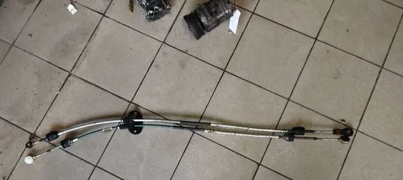 Ford Kuga I Gear shift cable linkage 9V4R7E395KA 6055055R0103