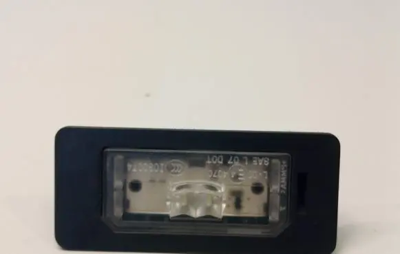 BMW 3 E92 E93 Number plate light 63267193293 7193293