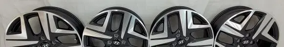 Hyundai Bayon R17 alloy rim 52910-Q0400