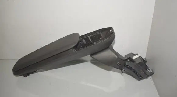 BMW X1 U11 Armrest 5A6E0C1 5A70569 51165A70569