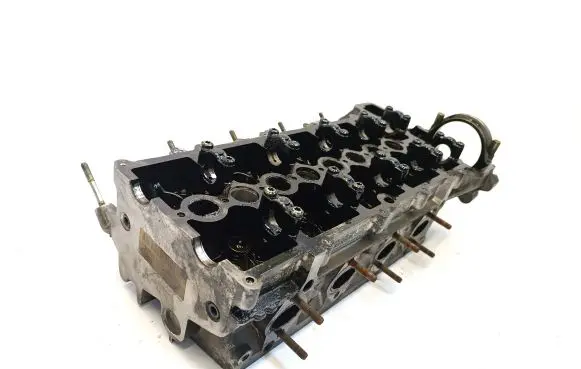 BMW 3 E46 Engine head 7785876 778587607 7781211