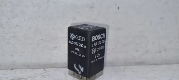 Audi A6 S6 C6 4F Glow plug pre-heat relay 4E0907282A 0281003029