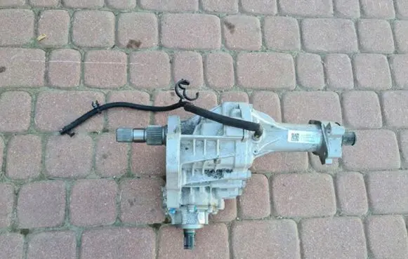 Opel Insignia B Gearbox transfer box case 84309469